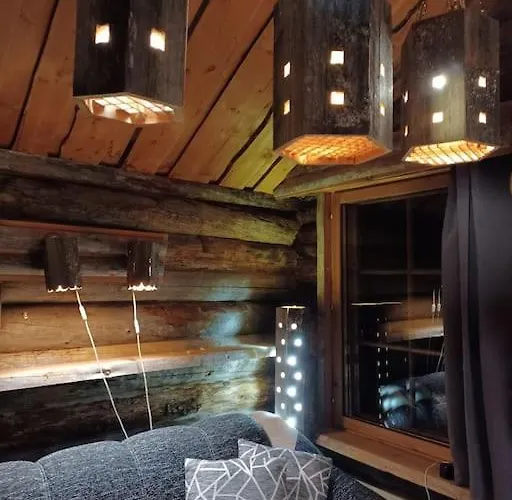 شاليه Rukan Kelostar كوسامْوُ